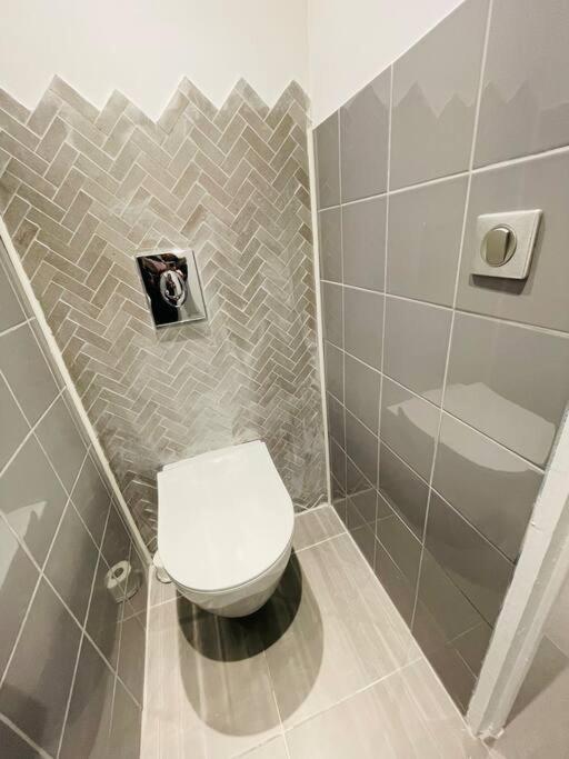 Appartement Design Sur Vauban - Clim Et Wifi Marseille Exteriér fotografie