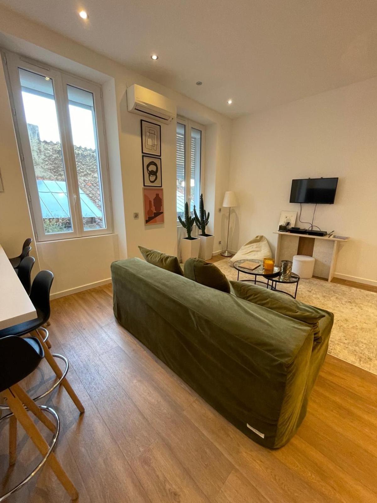 Appartement Design Sur Vauban - Clim Et Wifi Marseille Exteriér fotografie