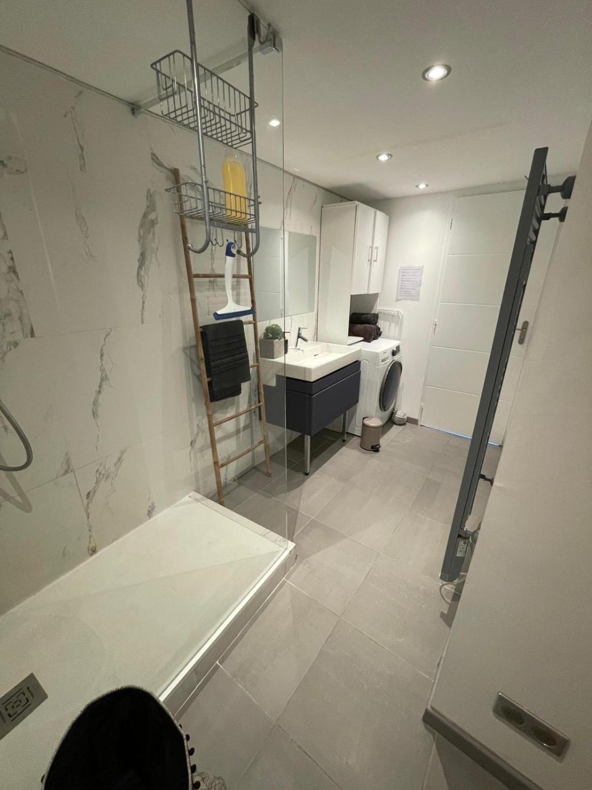 Appartement Design Sur Vauban - Clim Et Wifi Marseille Exteriér fotografie
