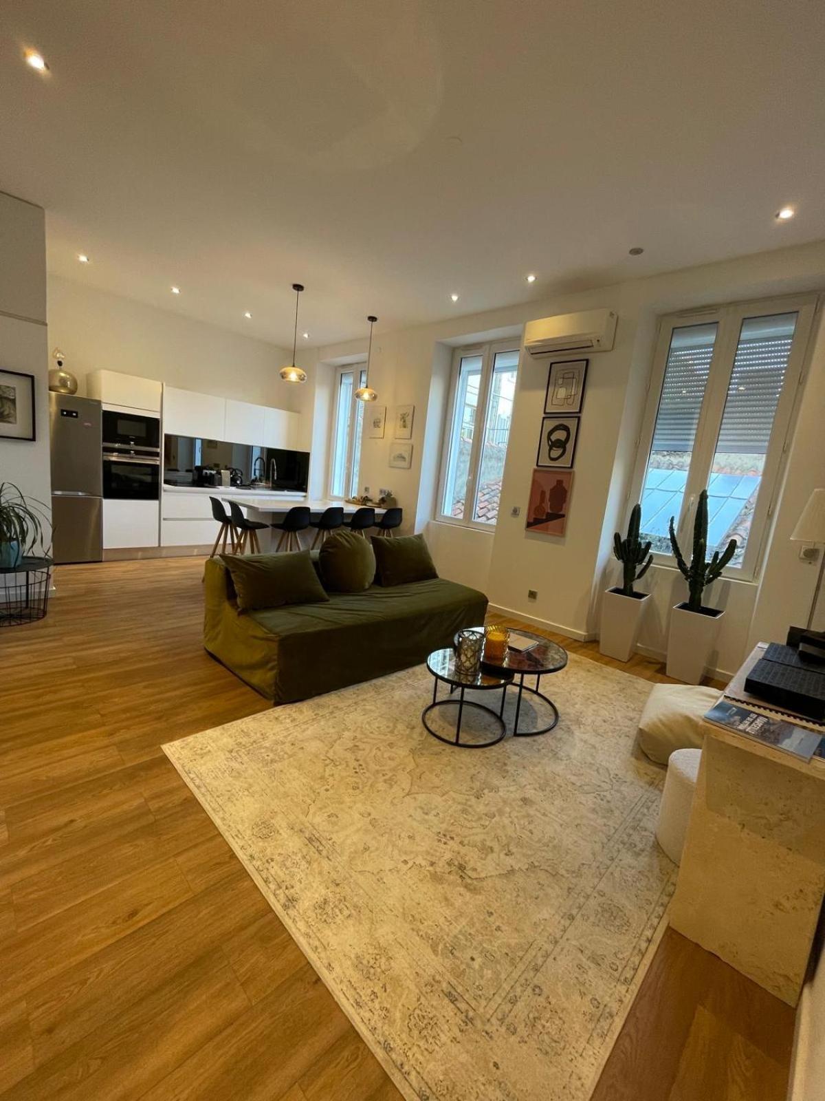 Appartement Design Sur Vauban - Clim Et Wifi Marseille Exteriér fotografie